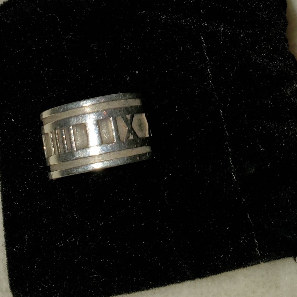 Tiffany & Co Silver 925 Roman Numeral Ring Sz 5,5